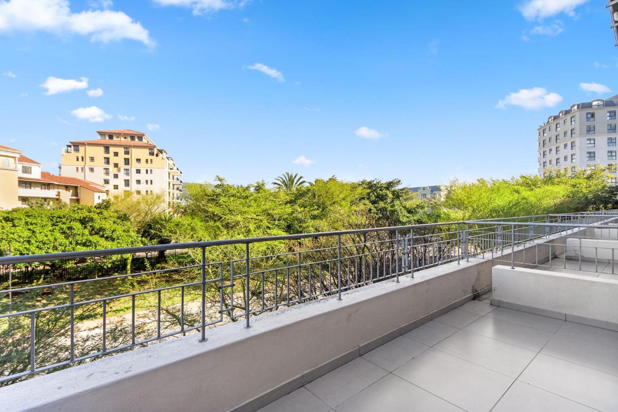 Apartment Mayfair 246 By Host Agents Cape Town