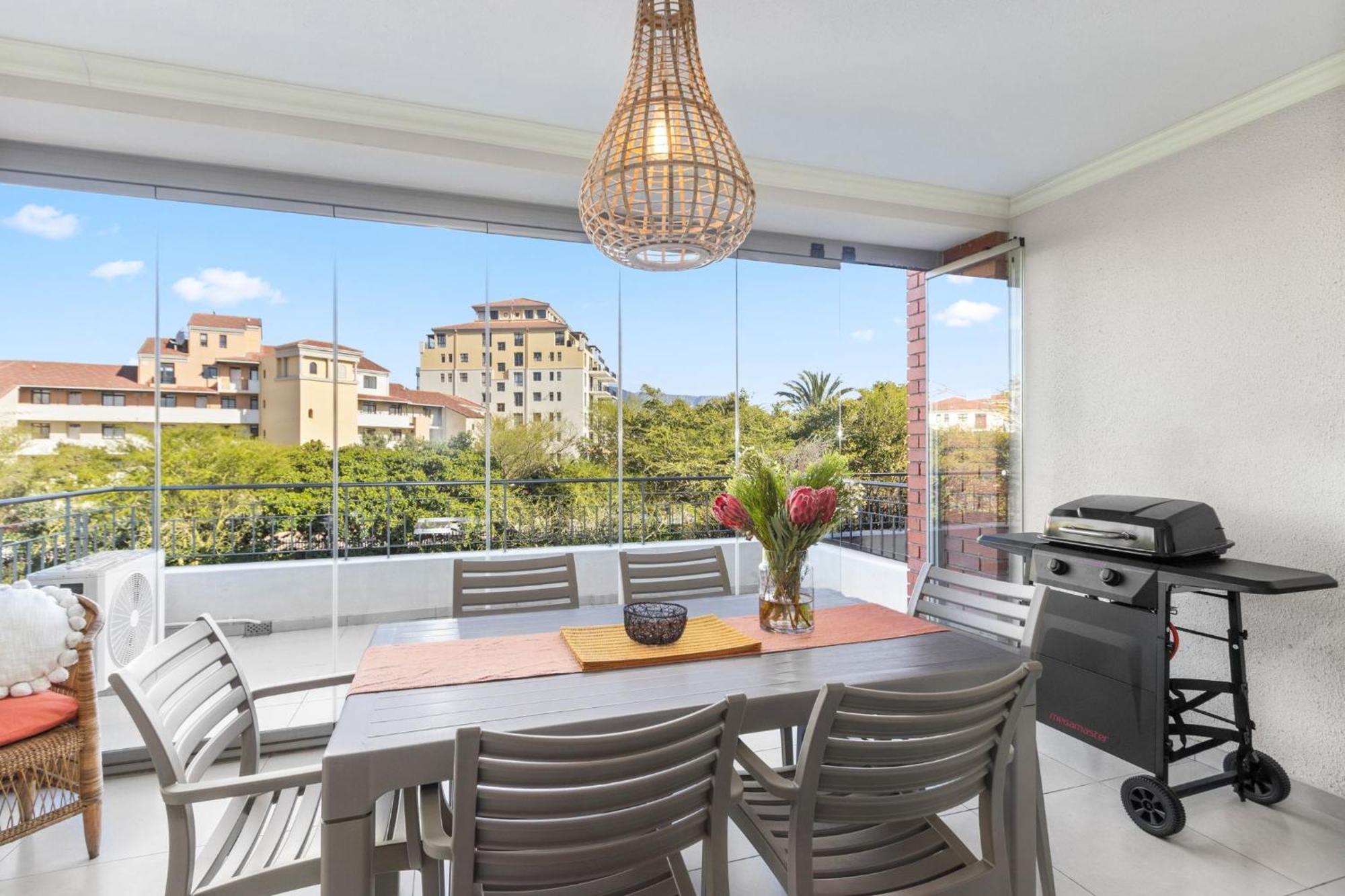 Mayfair 246 By Host Agents * Cape Town
